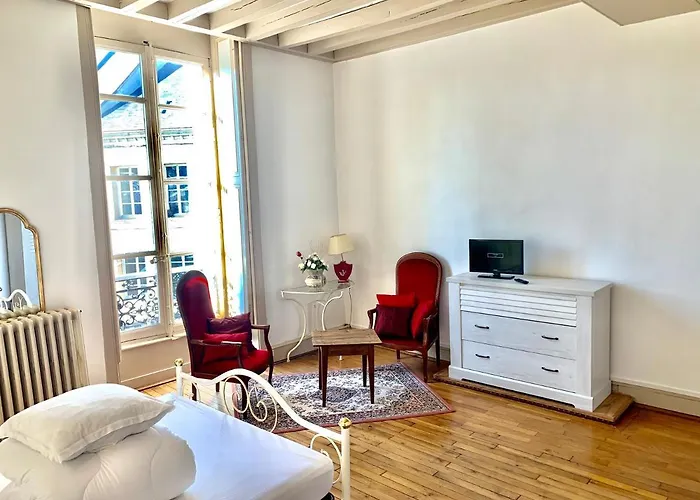 Le Relais Dunois De Napoleon